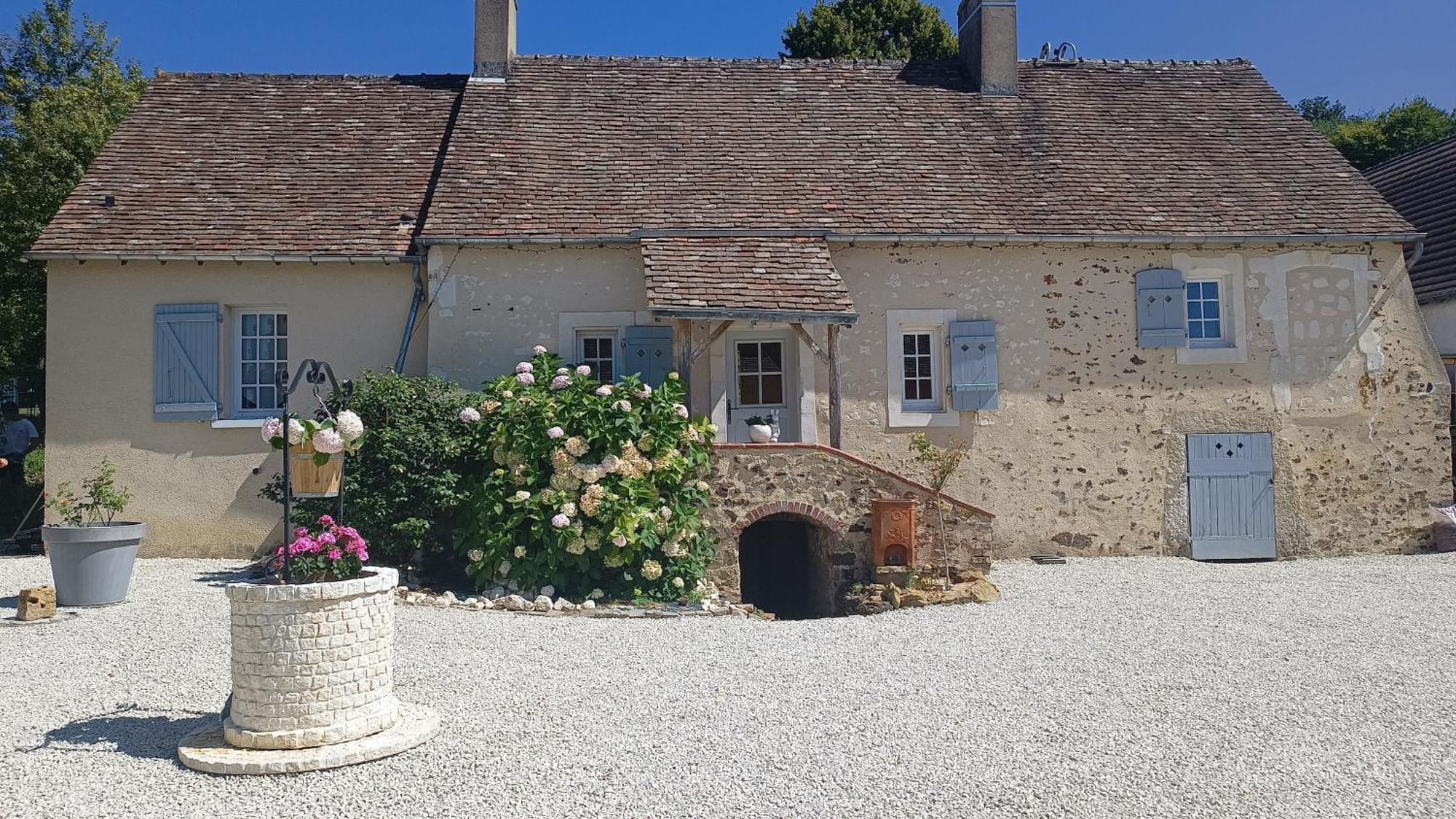 La Petite Maison Dans La Prairie Ecommoy Екстер'єр фото